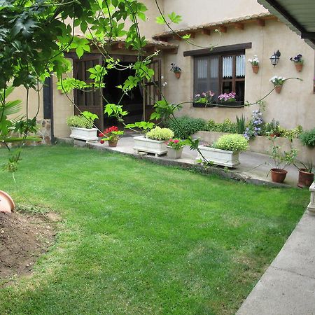 Albergue San Pelayo Villarente Exterior photo