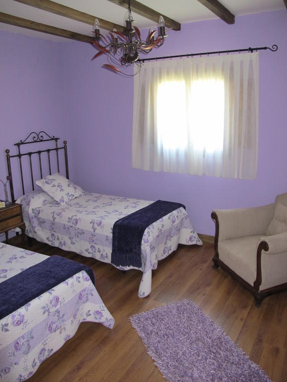 Albergue San Pelayo Villarente Room photo