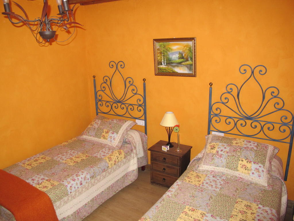 Albergue San Pelayo Villarente Room photo
