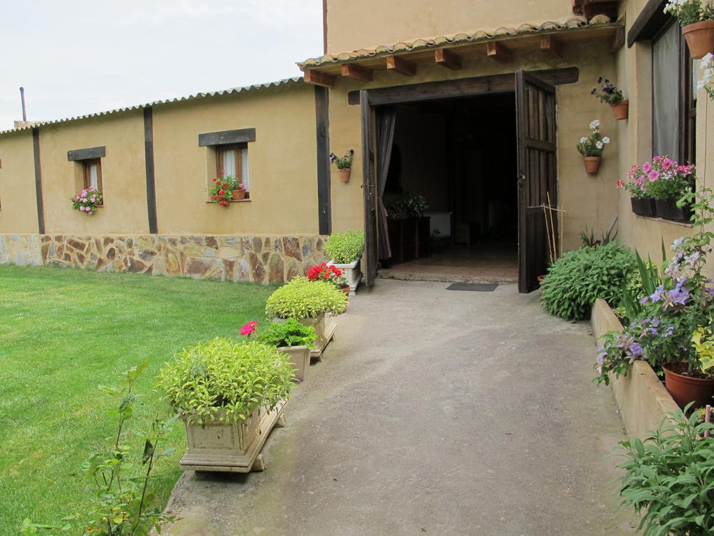 Albergue San Pelayo Villarente Exterior photo