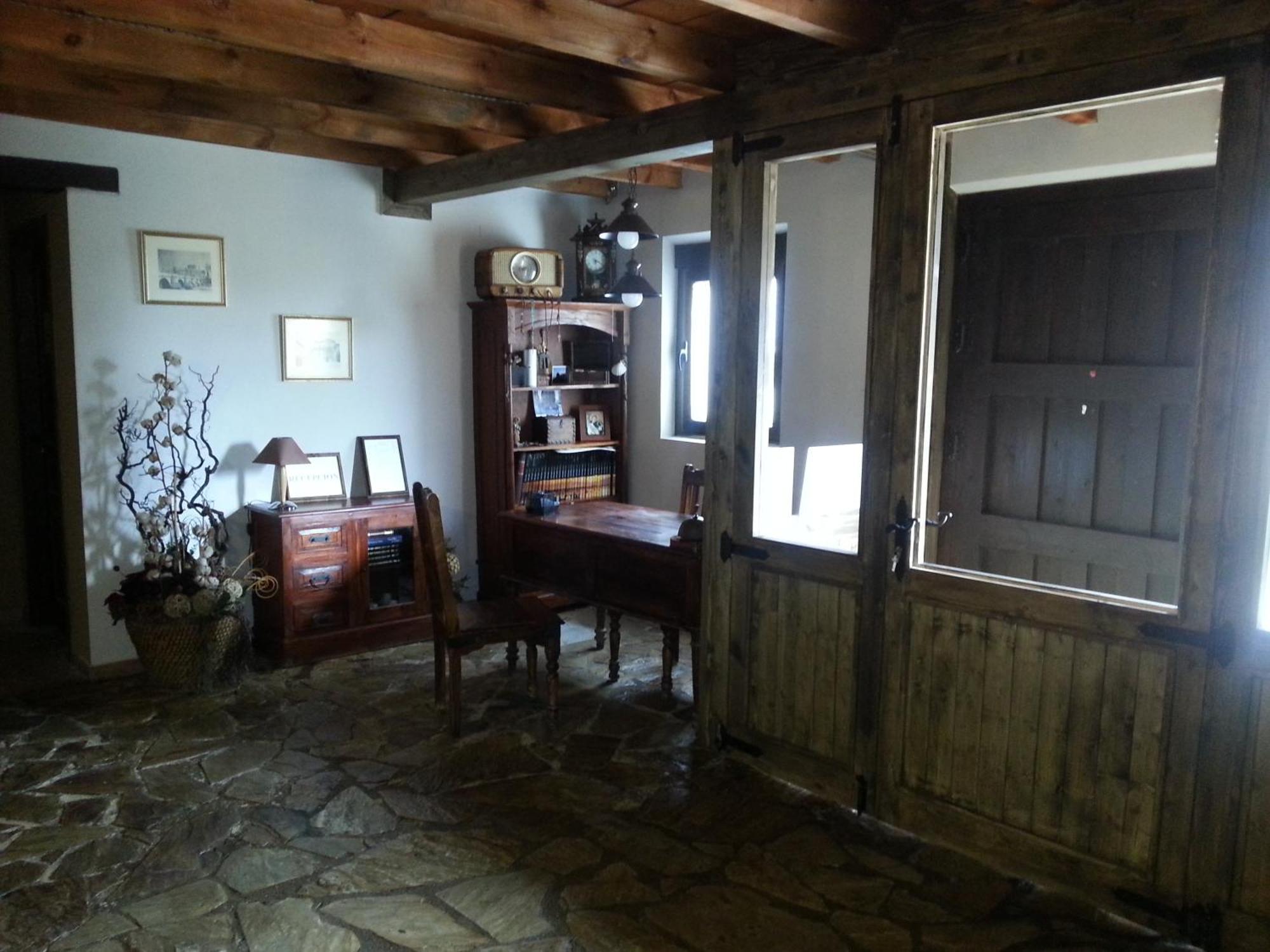 Albergue San Pelayo Villarente Exterior photo